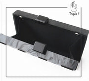 Zigzag black clutch