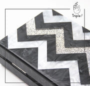 Zigzag black clutch