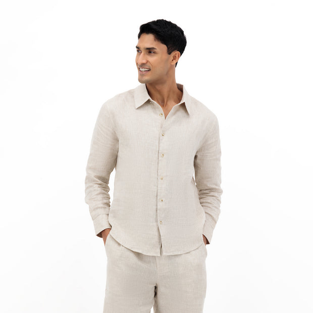 Men set